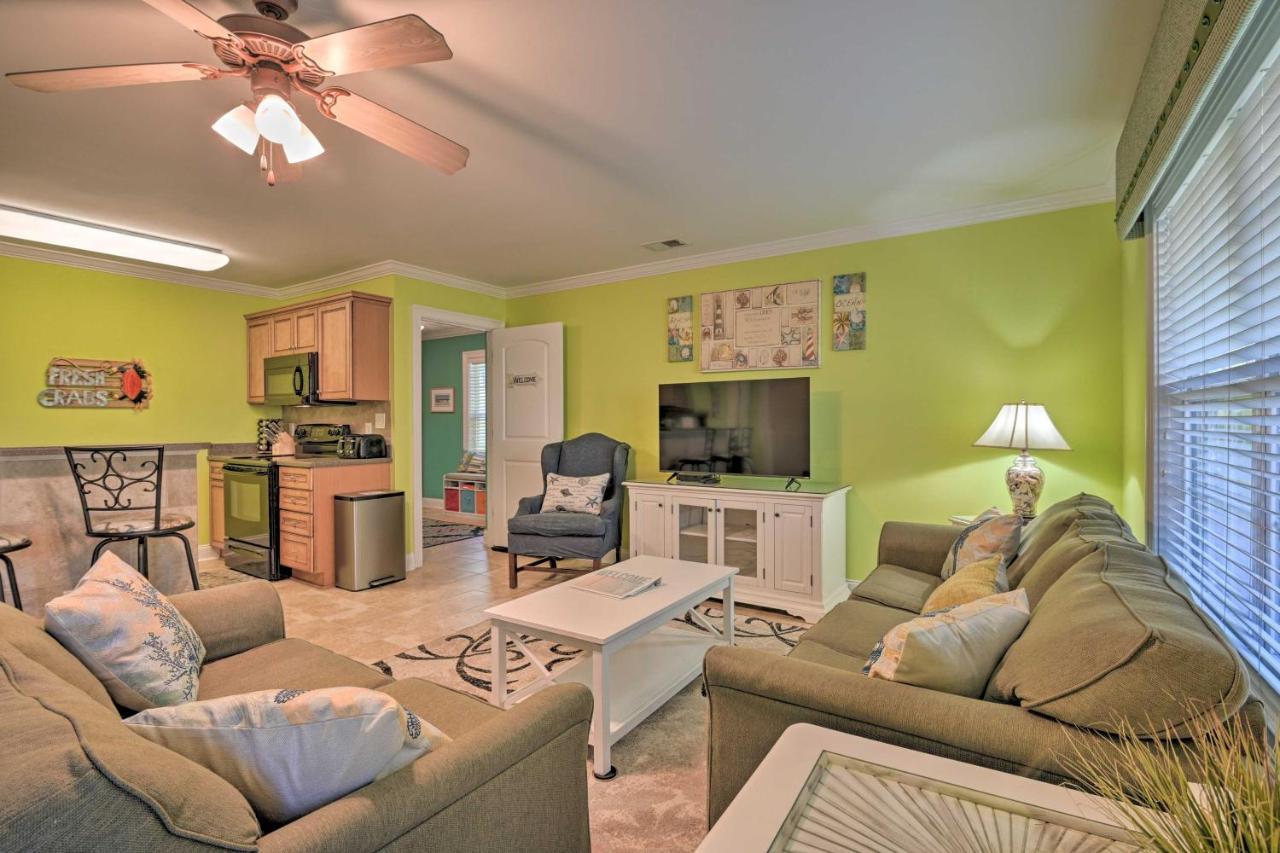 Charming Bermuda Bay Hideaway With Game Room! 默特尔比奇 外观 照片